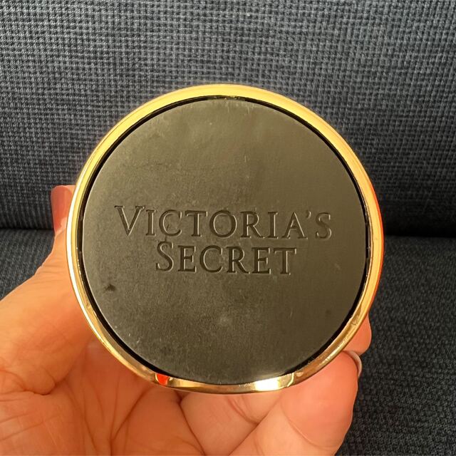 Victoria's Secret(ヴィクトリアズシークレット)のVICTORIA'S SECRET フレグランスローション　ボディクリーム コスメ/美容のボディケア(ボディローション/ミルク)の商品写真