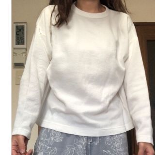 ムジルシリョウヒン(MUJI (無印良品))のワッフル　白T  長袖　Tシャツ　丸首　オーガニックコットン　シンプル　無地　綿(カットソー(長袖/七分))