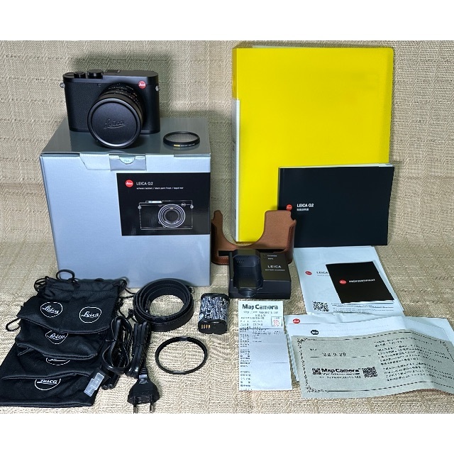 LEICA - LeicaQ2+ハーフボディーケース＋レンズガードフィルター＋日本語取説
