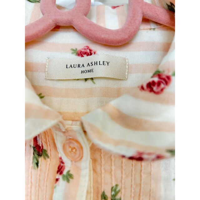 LAURA ASHLEY(ローラアシュレイ)のローラアシュレイ パジャマ レディースのルームウェア/パジャマ(ルームウェア)の商品写真