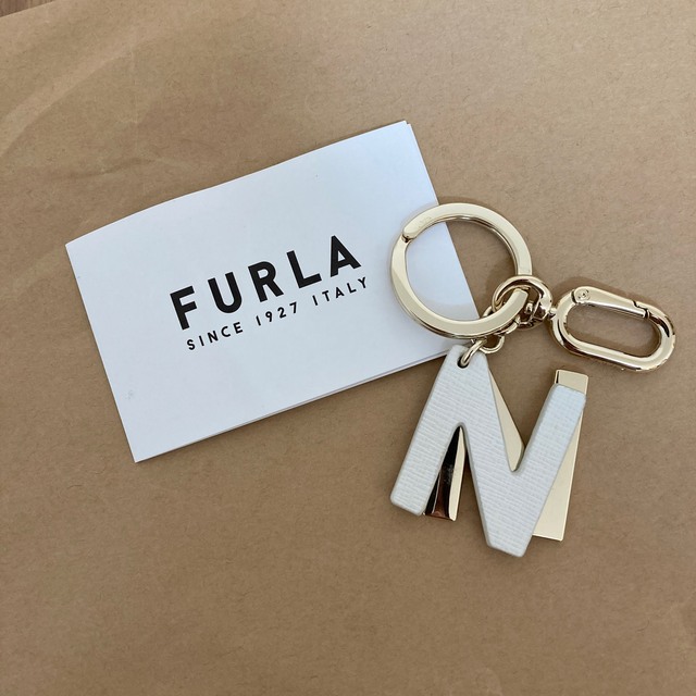 Furla(フルラ)のFURLA チャーム　N お買い上げ証明書つき ハンドメイドのファッション小物(バッグチャーム)の商品写真