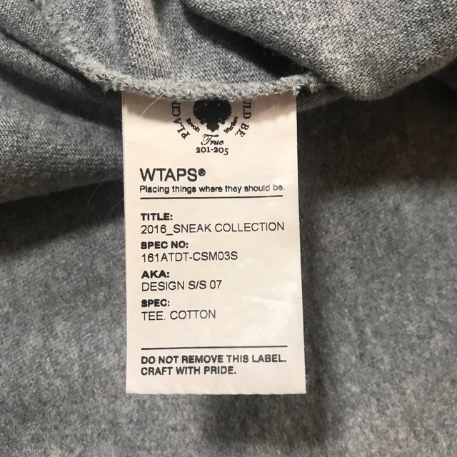 W)taps(ダブルタップス)のWTAPS DESIGN Tシャツ　グレー　Mサイズ メンズのトップス(Tシャツ/カットソー(半袖/袖なし))の商品写真