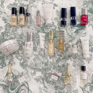 Christian Dior - 2021年のDIORアドベントカレンダーの中身20点＋