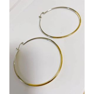 イアパピヨネ(ear PAPILLONNER)のイアパピヨネ／フープピアス ゴールド×シルバー(ピアス)