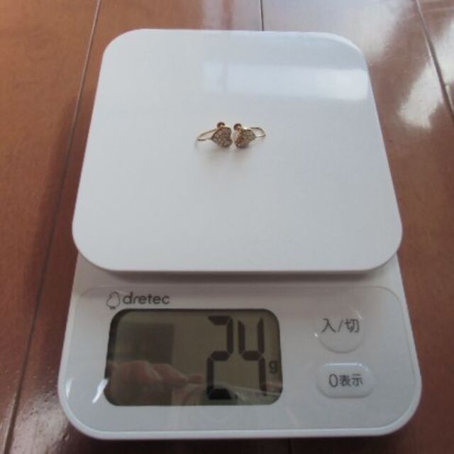 本物　ダイヤ＆K18　ハートの形♡イヤリング　（18金 レディースのアクセサリー(イヤリング)の商品写真