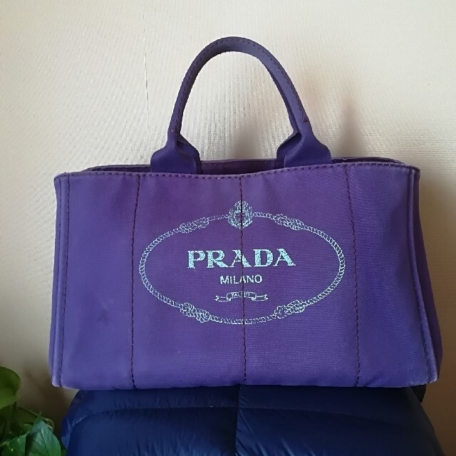 PRADA(プラダ)のこうぺん様専用　PRADA カパナ　バッグ　パープル　 レディースのバッグ(トートバッグ)の商品写真