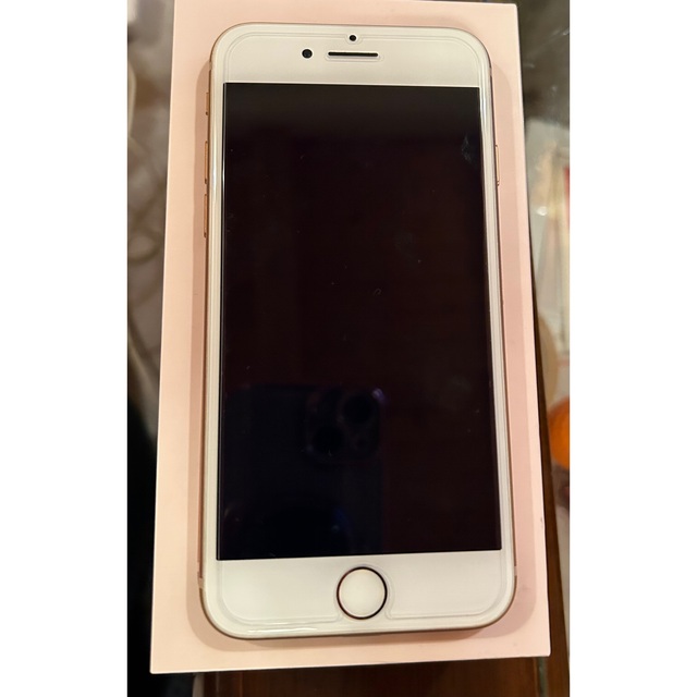 iPhone 8 Gold 64GB au SIMロックあり