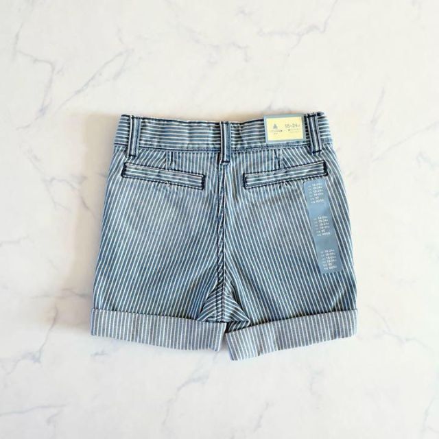 babyGAP(ベビーギャップ)の【新品】90cm babyGap ベビーギャップ ハーフパンツ 定価2900円 キッズ/ベビー/マタニティのキッズ服男の子用(90cm~)(パンツ/スパッツ)の商品写真