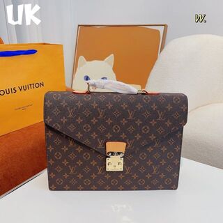 LOUIS VUITTON - 希少‼️ヴィトン エピ クラッチバッグの通販 by 