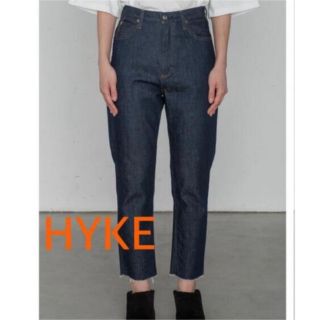 ハイク(HYKE)の3.30まで特別価格！テーパードパンツ(デニム/ジーンズ)