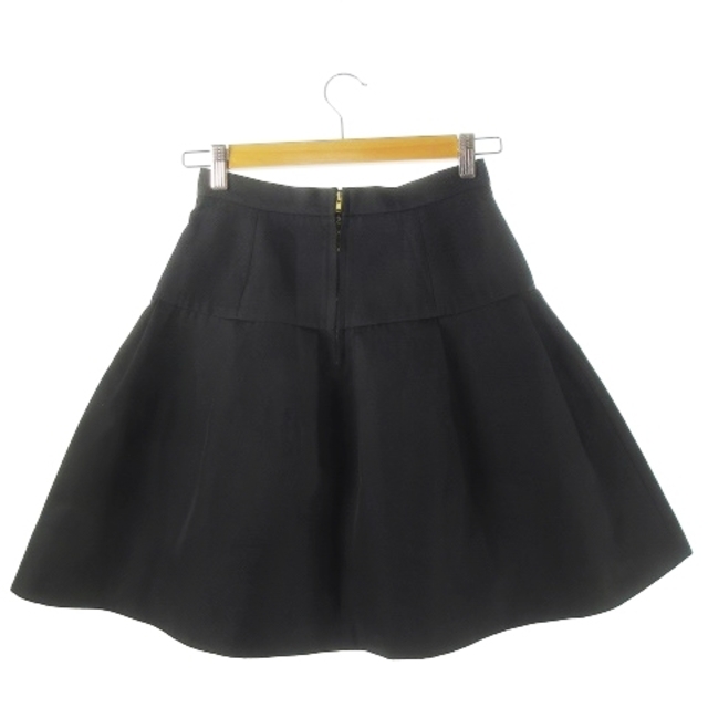 Spick and Span Noble(スピックアンドスパンノーブル)のスピック＆スパン ノーブル スカート フレア ミニ ハリ感 光沢感 36 黒 レディースのスカート(ミニスカート)の商品写真