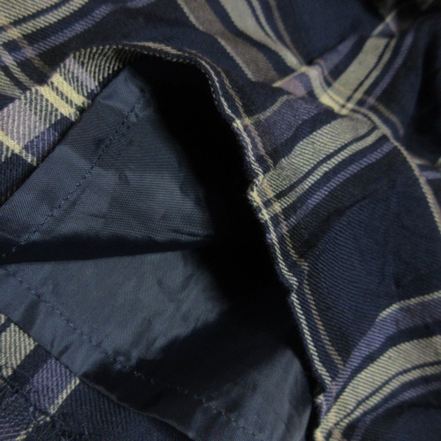 MK MICHEL KLEIN(エムケーミッシェルクラン)のエムケー ミッシェルクラン スカート フレア ボックスプリーツ ひざ丈 40 紺 レディースのスカート(ひざ丈スカート)の商品写真