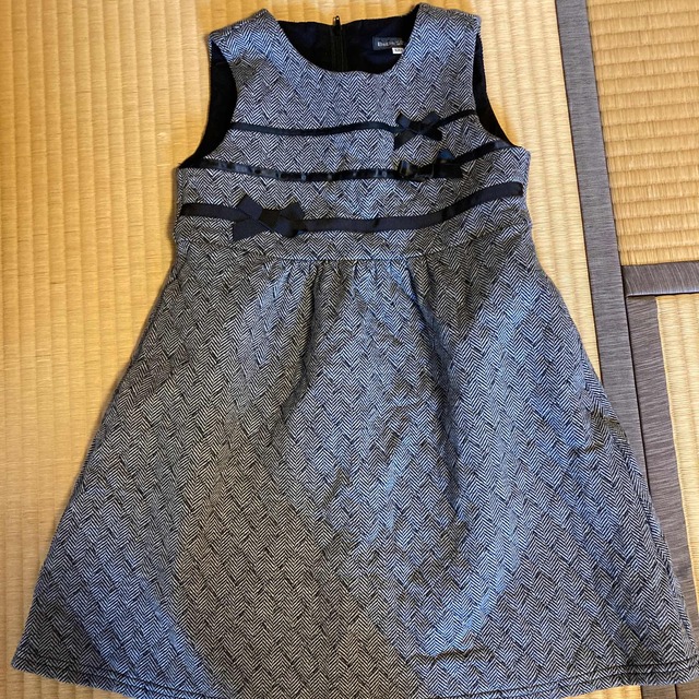 BeBe(ベベ)のべべ　お出かけ　ワンピース　120サイズ キッズ/ベビー/マタニティのキッズ服女の子用(90cm~)(ワンピース)の商品写真