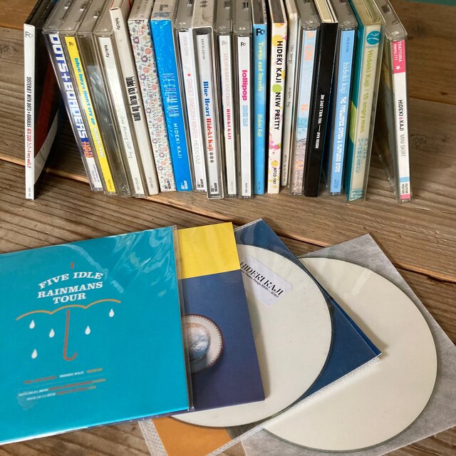 カジヒデキ    CD15枚セット　おまけ付き エンタメ/ホビーのCD(ポップス/ロック(邦楽))の商品写真