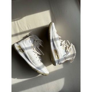 アンダーアーマー(UNDER ARMOUR)のUnderArmerCurry4 White Gold(スニーカー)