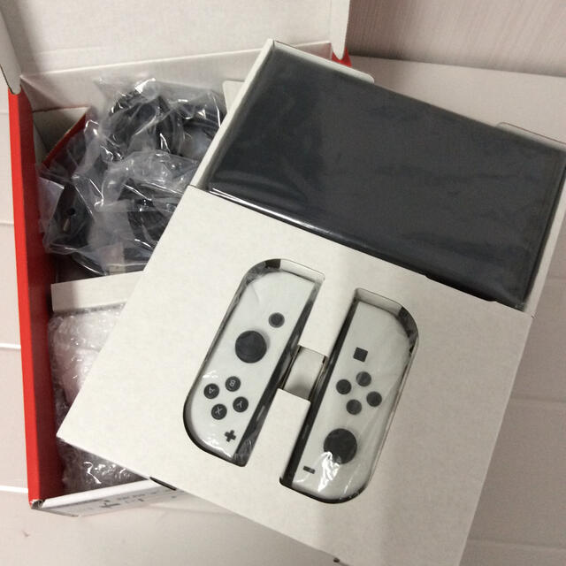 ニンテンドー スイッチ 有機EL ホワイト ニンテンドー スイッチ 有機EL ホワイト
