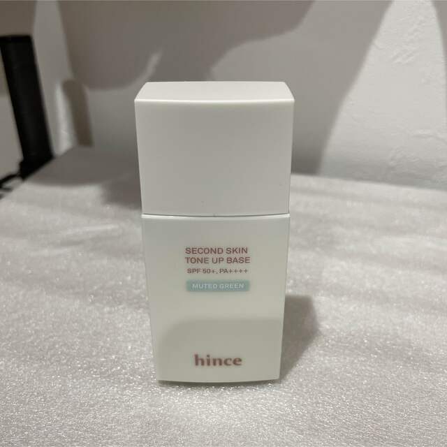 hince(ヒンス)の[美品]hince セカンドスキントーンアップベース ミューテッドグリーン コスメ/美容のベースメイク/化粧品(化粧下地)の商品写真