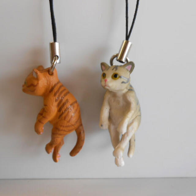 ♯Ivi22QZつままれ子猫ストラップ全5種の通販 by ヒロセ's shop ♯Ivi22QZつままれ子猫ストラップ全5種の通販 by ヒロセ's shop
