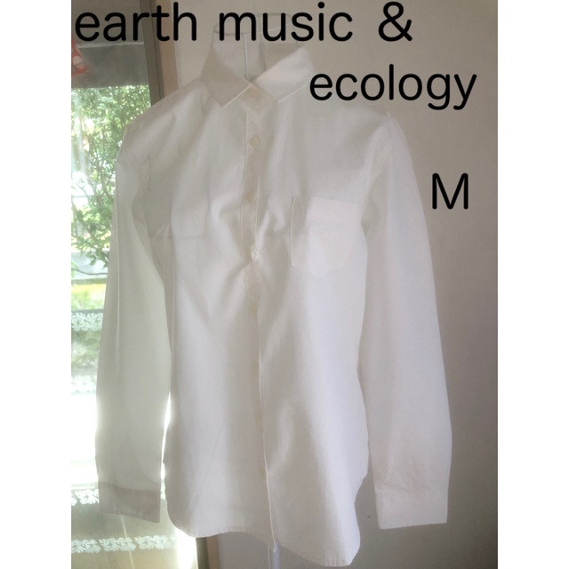 earth music & ecology(アースミュージックアンドエコロジー)のearthmusic&ecology シャツ　M レディースのトップス(シャツ/ブラウス(長袖/七分))の商品写真