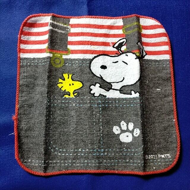 SNOOPY(スヌーピー)の【ベル様専用】スヌーピー　ミニタオル＆靴下セット⑤ エンタメ/ホビーのおもちゃ/ぬいぐるみ(キャラクターグッズ)の商品写真