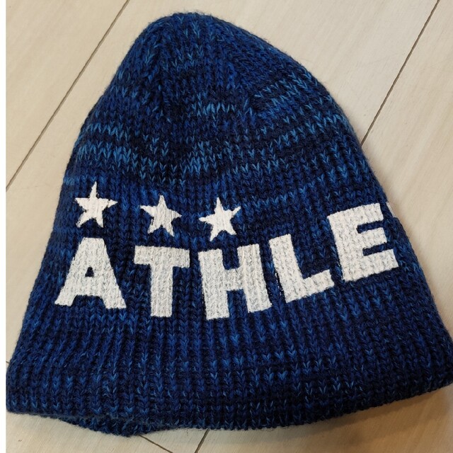 ATHLETA(アスレタ)のATHLETA　ニット帽　子供用 キッズ/ベビー/マタニティのこども用ファッション小物(帽子)の商品写真