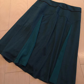 ガリャルダガランテ(GALLARDA GALANTE)のグリーンの異素材スカート(ひざ丈スカート)