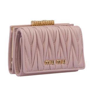 ミュウミュウ(miumiu)の専用ページ(財布)