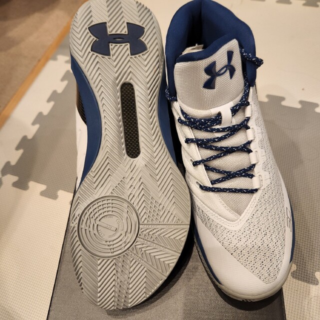 UNDER ARMOUR(アンダーアーマー)のUNDER ARMOUR　UA CURRY3 シューズ 27.5cm スポーツ/アウトドアのスポーツ/アウトドア その他(バスケットボール)の商品写真