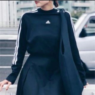 マウジー(moussy)のAdidas ✖️ moussy(カットソー(長袖/七分))