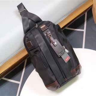 TUMI - TUMI ALPHA BRAVO ケリー ボディバッグ