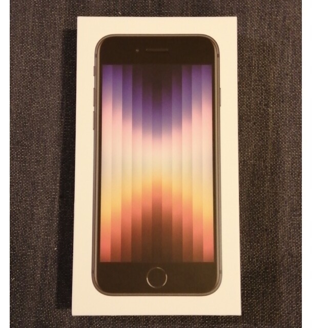 【新品未使用】 iPhoneSE 第3世代 本体 64GB ミッドナイト スマホ/家電/カメラのスマートフォン/携帯電話(スマートフォン本体)の商品写真