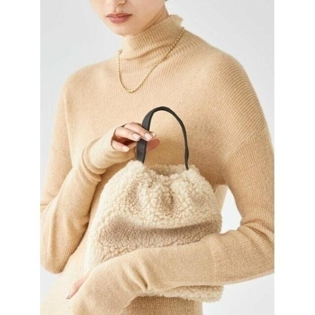 TODAYFUL(トゥデイフル)の【美品】完売 TODAYFUL Square Boa Bag スクエアボアバッグ レディースのバッグ(ハンドバッグ)の商品写真