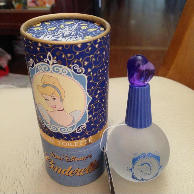 Disney(ディズニー)の新春SALE！シンデレラトワレ コスメ/美容の香水(香水(女性用))の商品写真