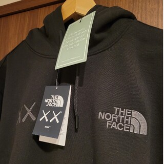 THE NORTH FACE - The North Face×KAWS☆ロゴパーカーXLフーディー 