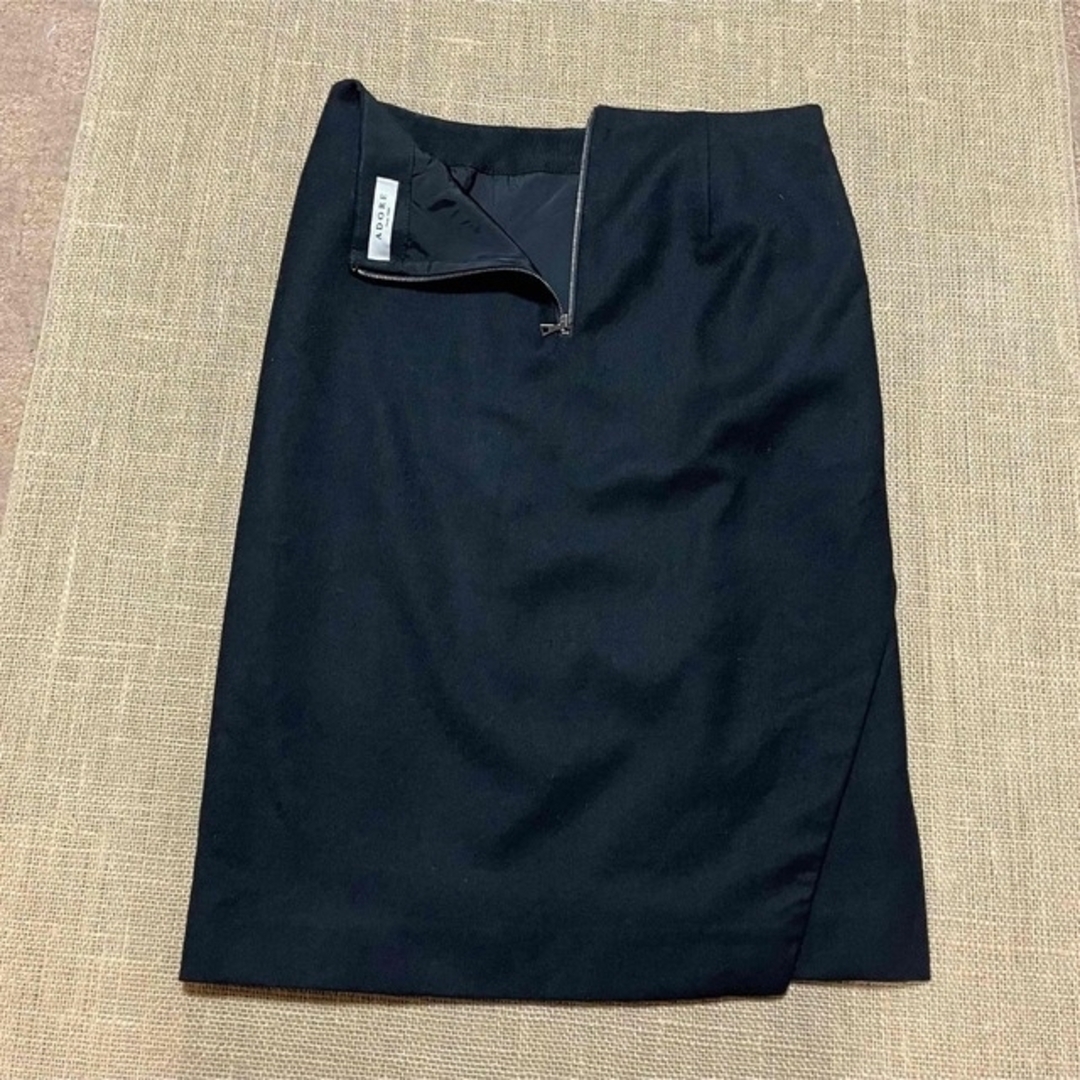 ADORE(アドーア)の美品  アドーア ADORE ベルト付き ラップ スカート ブラック 36サイズ レディースのスカート(ひざ丈スカート)の商品写真