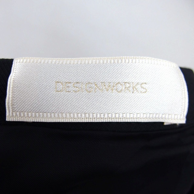 DESIGNWORKS(デザインワークス)のデザインワークス DESIGNWORKS フレア スカート 膝丈 タック 綿混 レディースのスカート(ひざ丈スカート)の商品写真