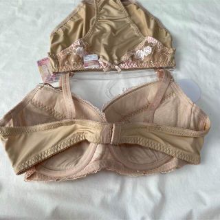 最終値下げ☆【新品】ブラ&ショーツ セット♡E85 ベージュ肌色 大きい