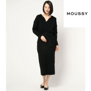 マウジー(moussy)のmoussy Belted Flower Motif Dress 新品 ニット(ロングワンピース/マキシワンピース)