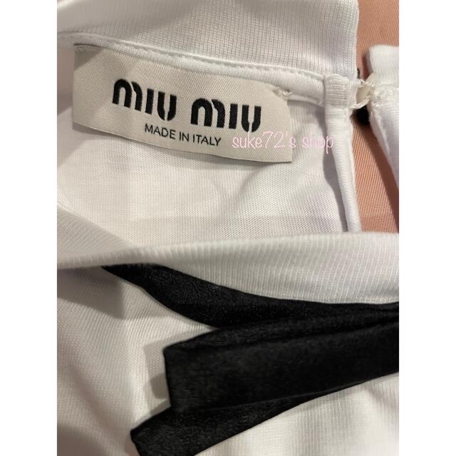 オンライン ♡miumiu♡2022AW 新作 ロゴ リボン コットンTシャツ オンライン ♡miumiu♡2022AW 新作 ロゴ リボン コットンTシャツ