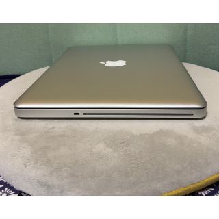 MacBook Pro 13 i7 12GB 525GB SSD Crucial