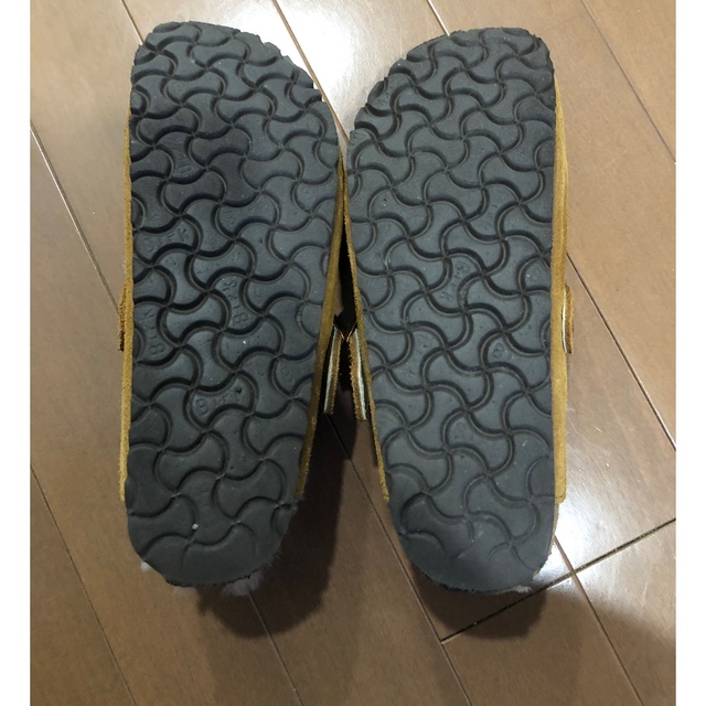 BIRKENSTOCK(ビルケンシュトック)のnagiさま専用⭐︎ビルケンシュトック　ボストンファー　24.0 レディースの靴/シューズ(サンダル)の商品写真