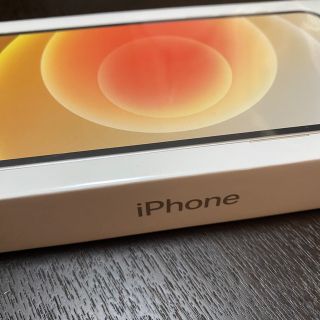 iPhone12本体　64GB  白　 SIMロック解除済み　未開封(スマートフォン本体)