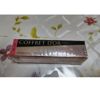 コフレドール(COFFRET D'OR)の新品 未使用 COFFET DOR プレミアムスティ ルージュ RS-332(リップグロス)