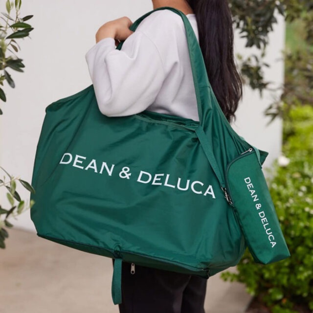 DEAN & DELUCA(ディーンアンドデルーカ)の【GLOW 付録】DEAN＆DELUCA レジかご買物バッグ＆保冷ボトルケース レディースのバッグ(エコバッグ)の商品写真