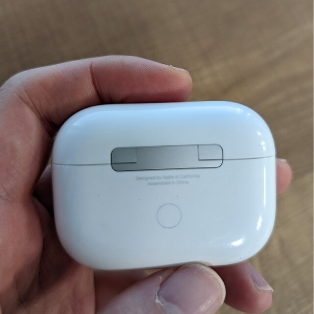 Apple(アップル)の【イヤホン本体は新品】Airpods Pro 2019年モデル スマホ/家電/カメラのオーディオ機器(ヘッドフォン/イヤフォン)の商品写真