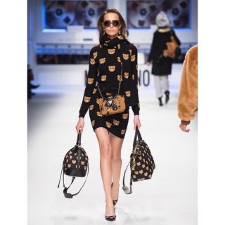 モスキーノ(MOSCHINO)の新品 MOSCHINO テディベア くま スカート MIUMIU フェンダーチェ(ミニスカート)