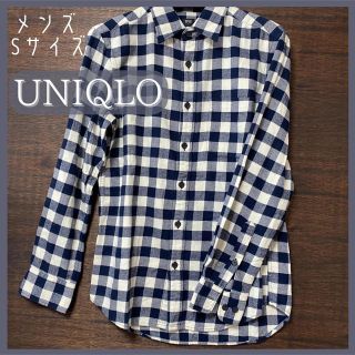 ユニクロ(UNIQLO)のUNIQLO　ネイビー × ホワイト　チェックシャツ　メンズ　Sサイズ　ユニクロ(シャツ)