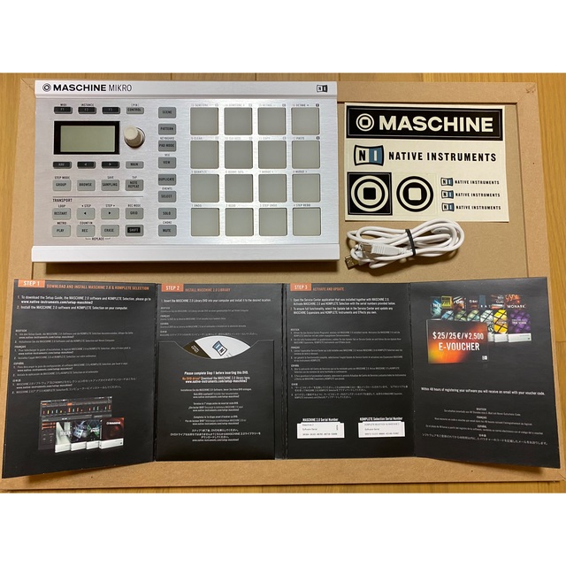 NATIVE INSTRUMENTS　MASCHINE MIKRO MK2 楽器のDTM/DAW(MIDIコントローラー)の商品写真