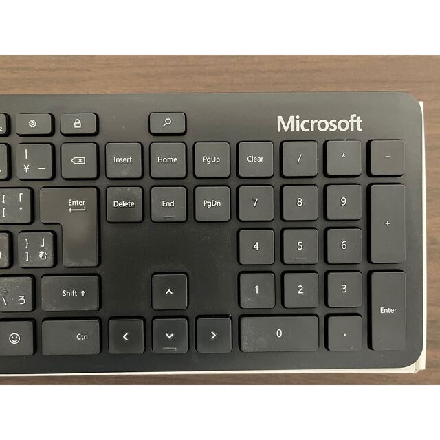 Microsoft(マイクロソフト)のマイクロソフト Bluetoothキーボード  ブラック QSZ-00019 スマホ/家電/カメラのPC/タブレット(PC周辺機器)の商品写真