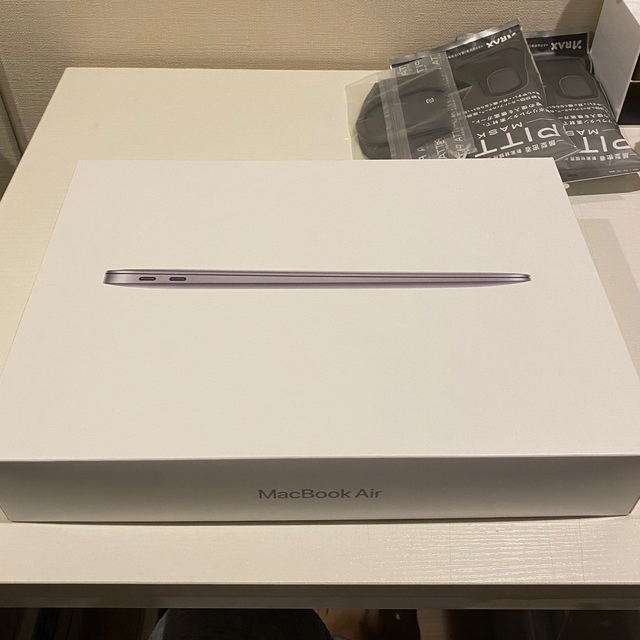 MacBookAir 13インチ M1チップモデル　8GB/512GB